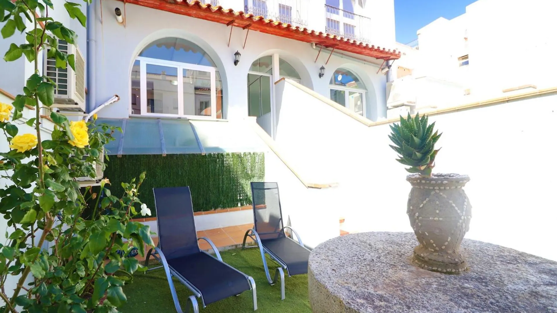 Apartment With View Ρόζες Ισπανία